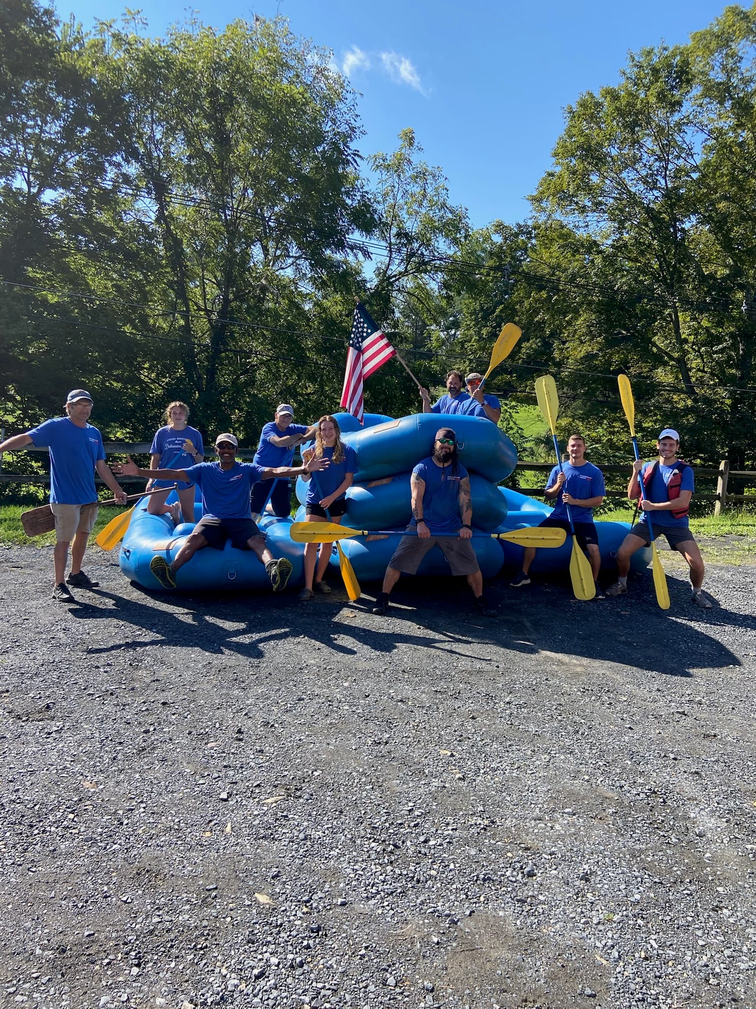 Paddlers enjoying a sunny day on the Delaware River